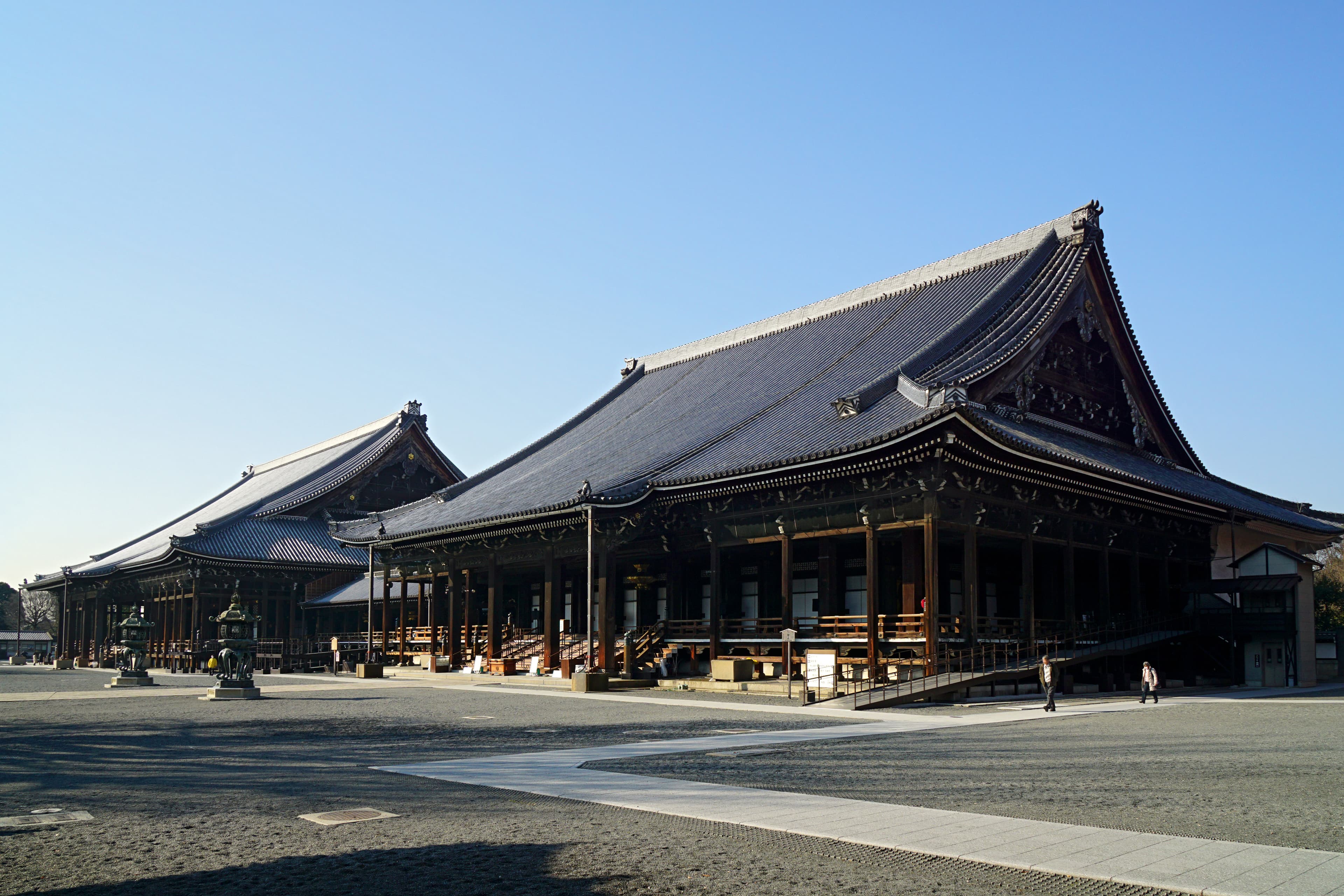 Nishi Hongan-ji, Kyoto, Japan.